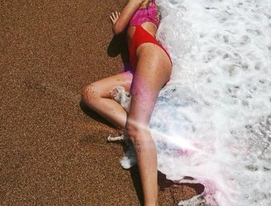 Μια Νικολέτα Ράλλη να την πιεις στο ποτήρι... (φωτο)